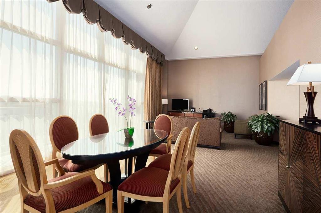 Embassy Suites By Hilton Brea - North Orange County Værelse billede
